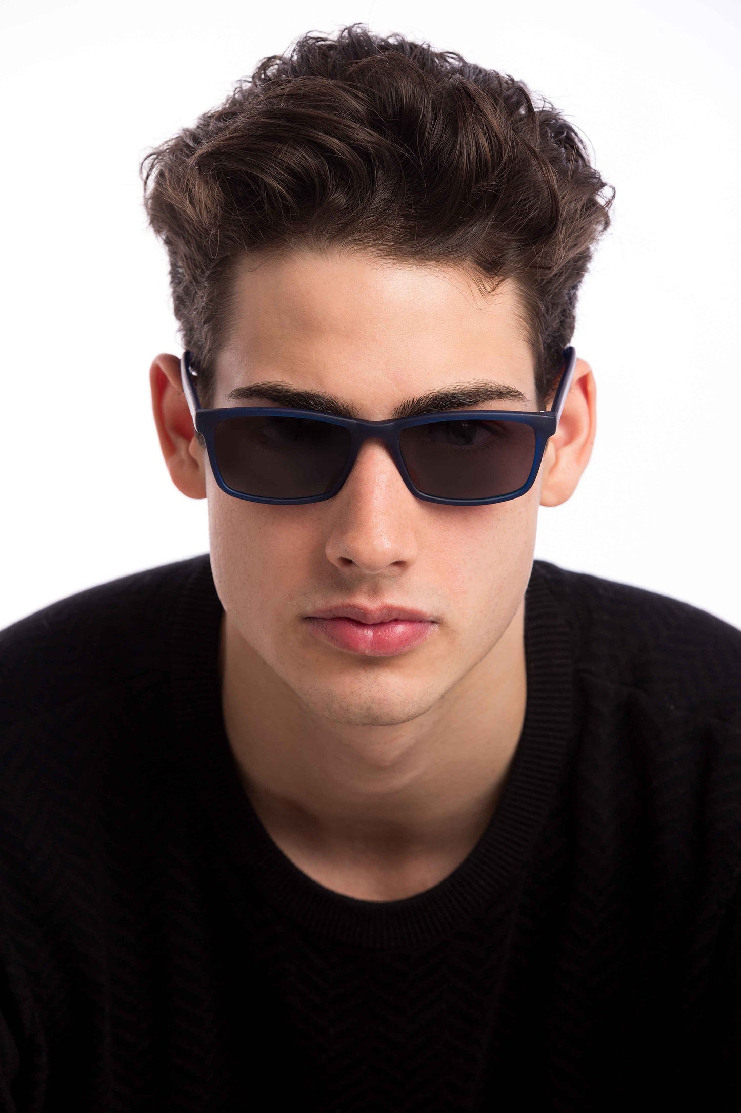 Man Wearing Hudson Sunglasses Readers (Grey)